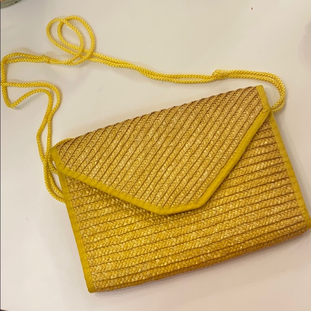 Fashion clutch